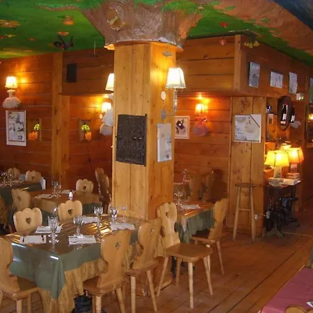 Hotel De La Poste Font-Romeu-Odeillo-Via